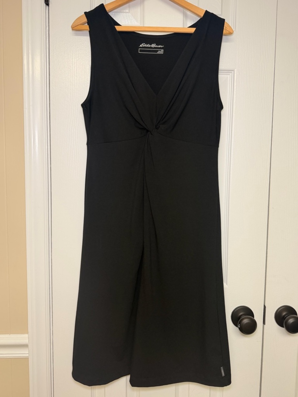 Eddie Bauer Travex Aster Knot Dress M Black Active Travel UPF50 Outdoor Hiking